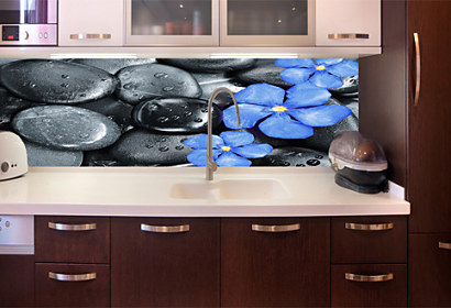 Kuchyňská fototapeta - Květy a kameny 24837